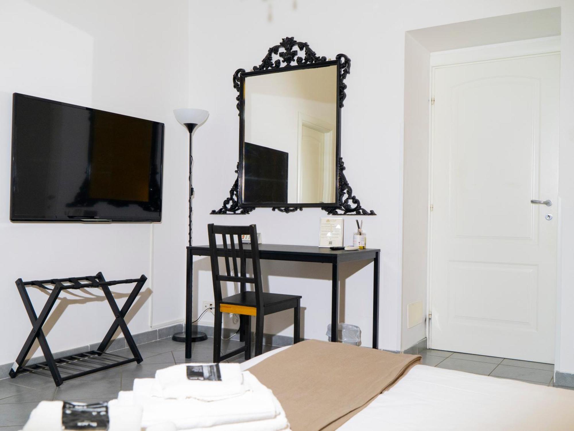 Salotto Piramide Bed & Breakfast Roma Eksteriør bilde